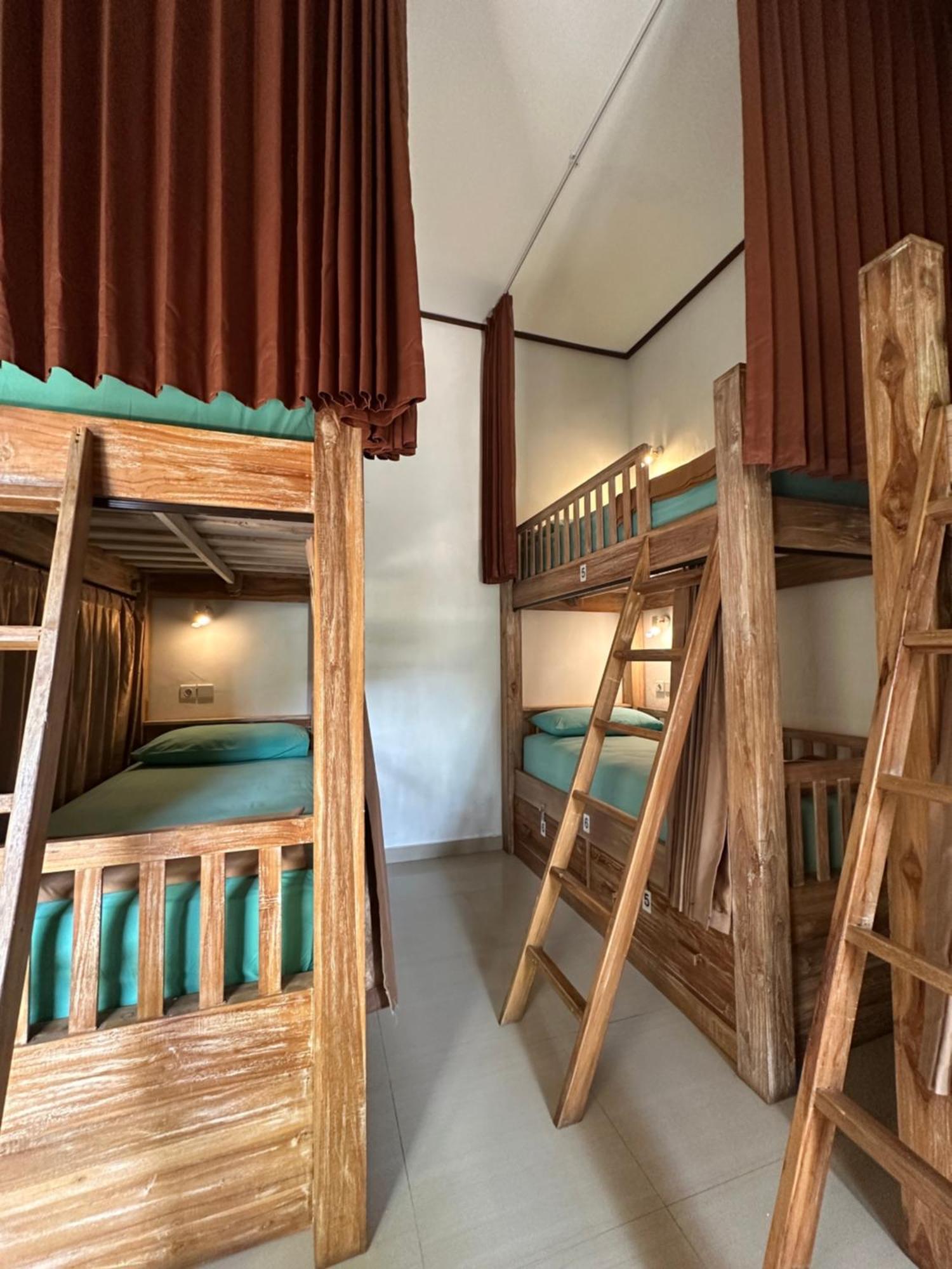 Lembongan Hostel Nusa Lembongan Zewnętrze zdjęcie