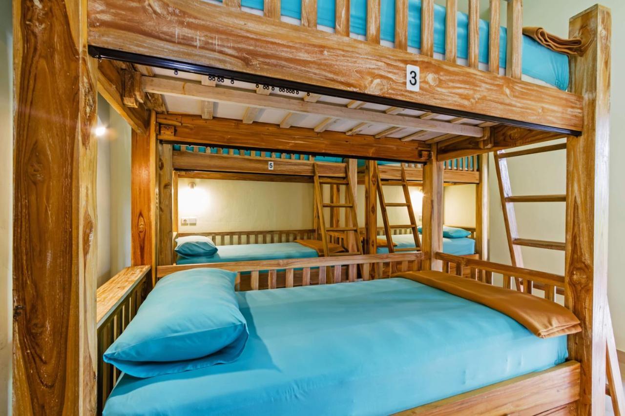 Lembongan Hostel Nusa Lembongan Zewnętrze zdjęcie